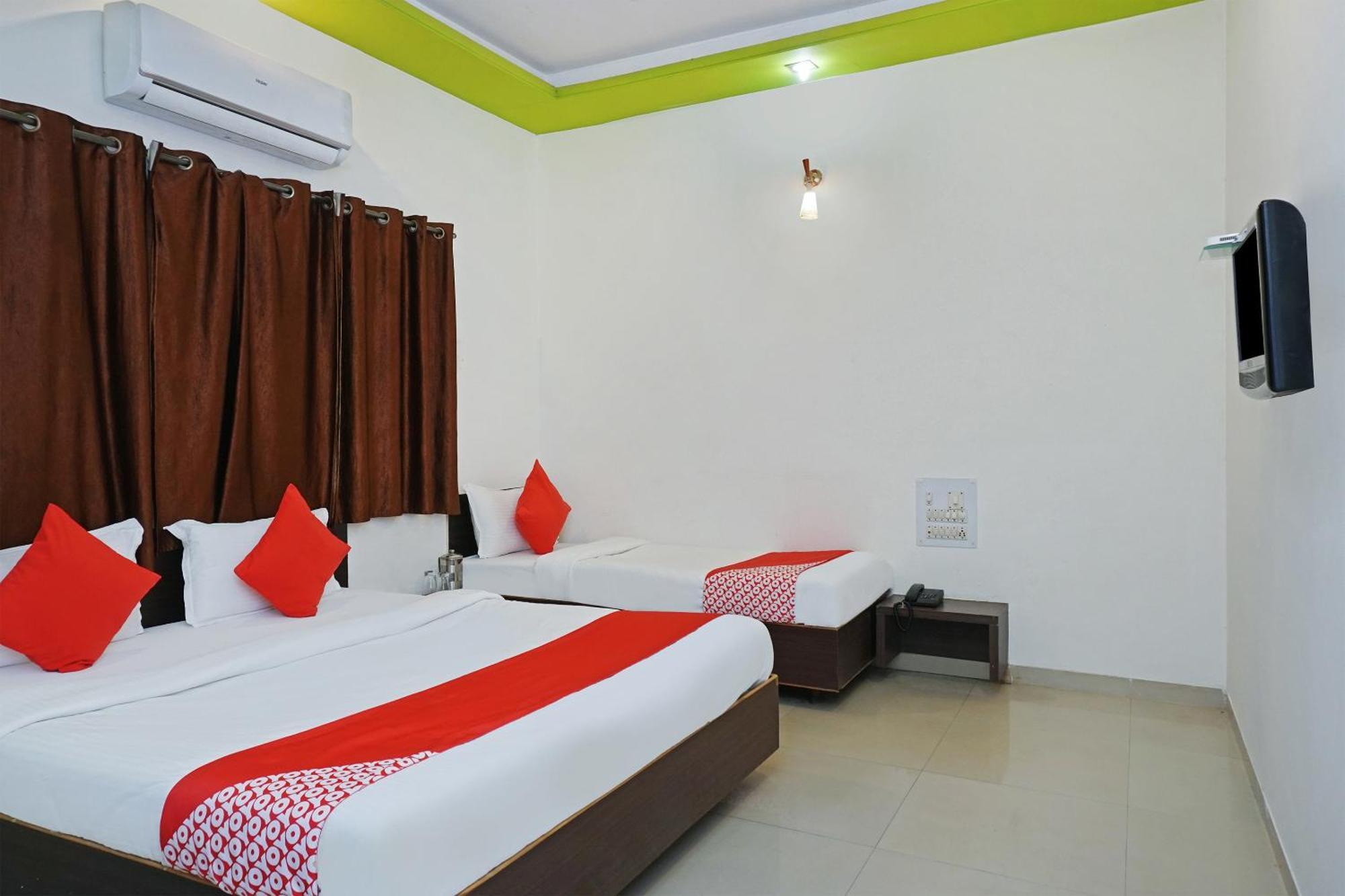 Super Hotel O Shirdi Sai Inn エクステリア 写真